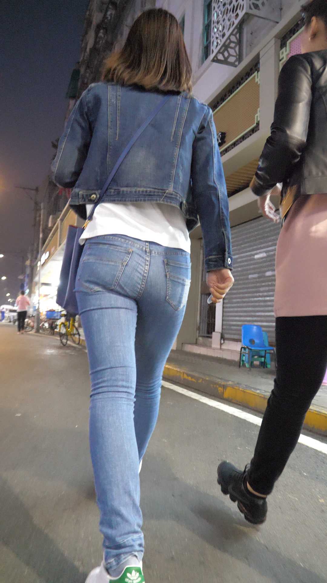 （图）重口味蓝牛饱满翘臀熟女