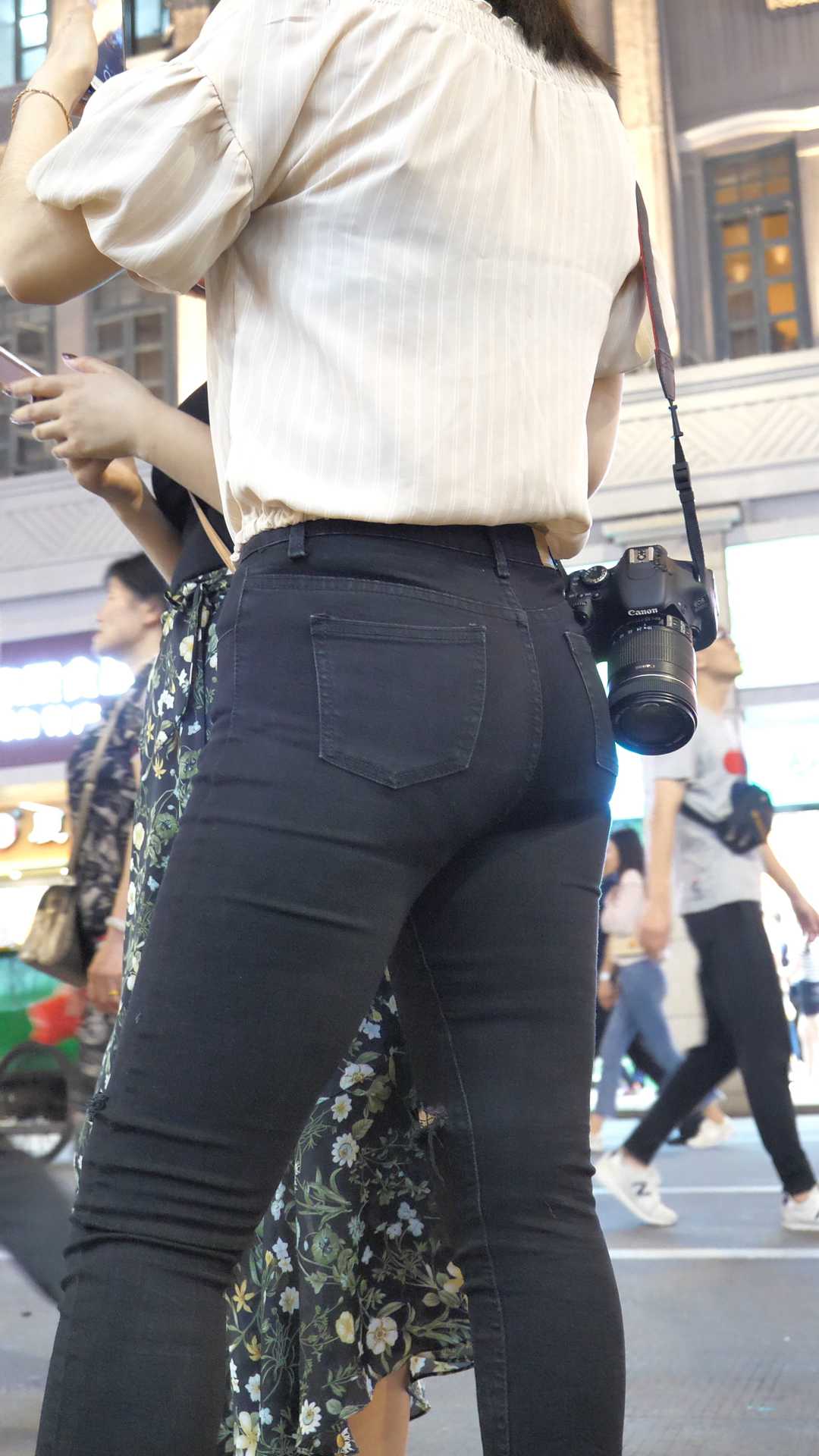 （图）重口味饱满黑牛圆臀大学妹