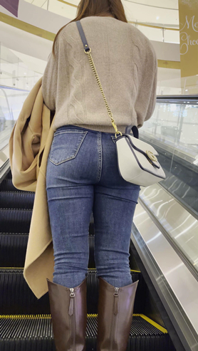 高靴牛仔妹[2.06G/MP4]