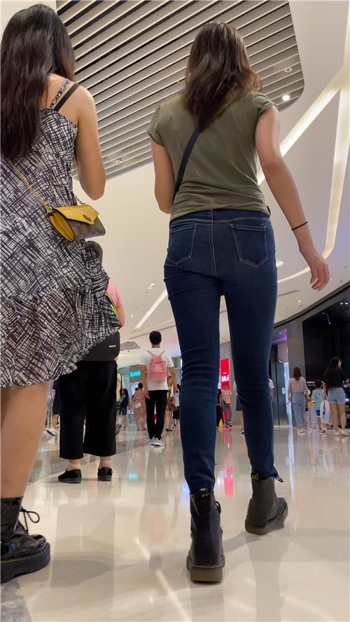 蓝牛仔[7.71G/MP4]