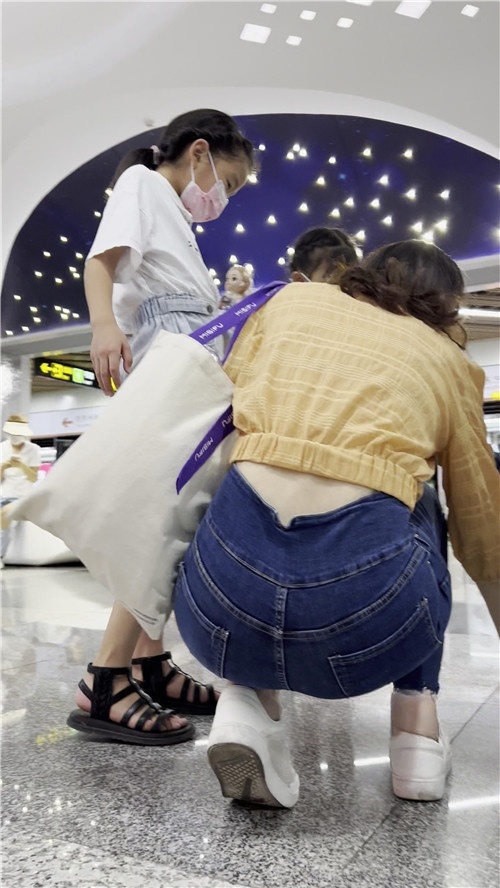 紧牛美妇[4.39G/MP4]