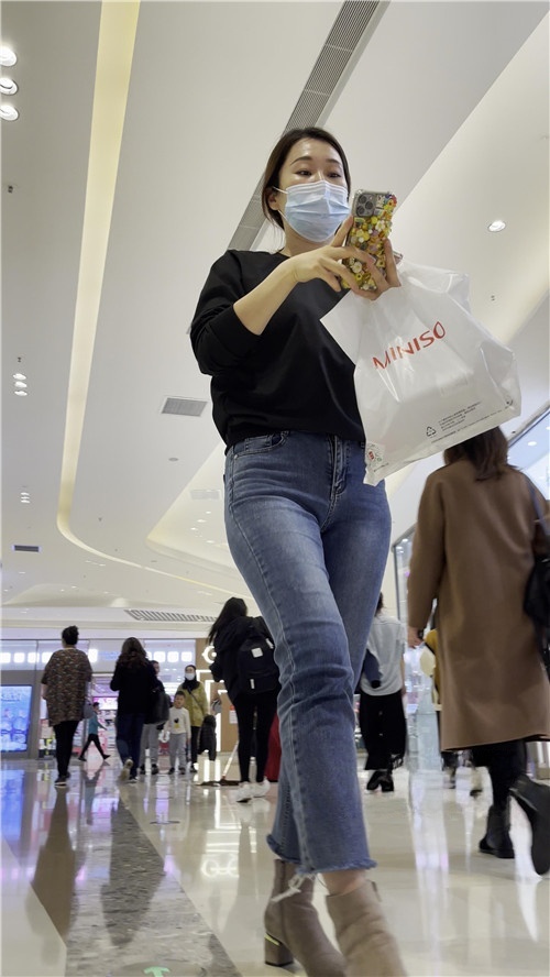 饱满的美屯[2.06G/MP4]