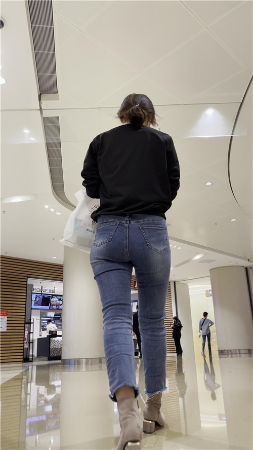 饱满的美屯[2.06G/MP4]