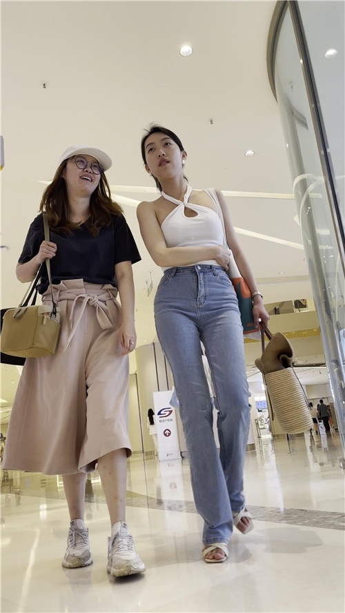 紧牛妹子[1.18G/MP4]