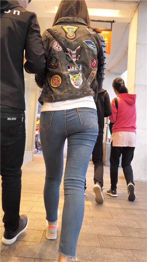 蓝牛小姐姐[2.3G/MP4]