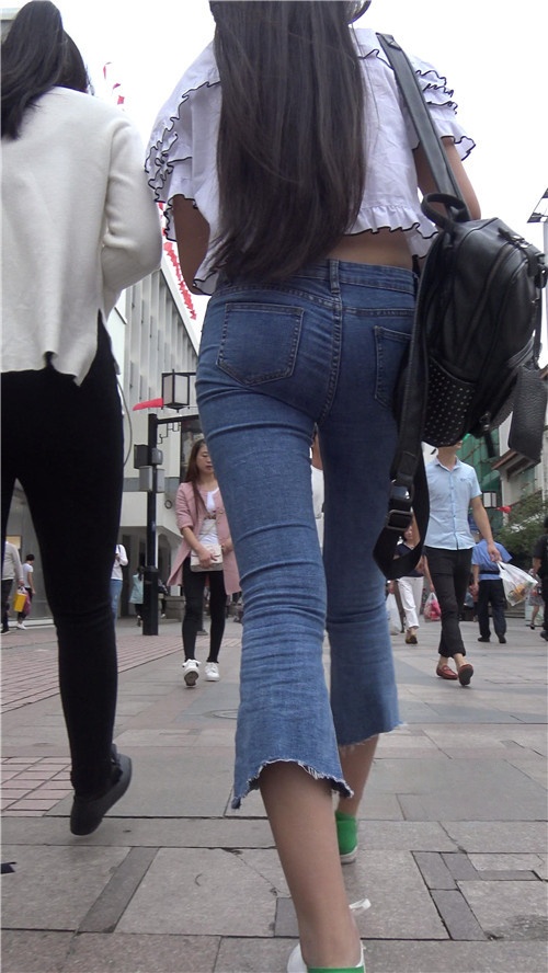 长发紧牛[3.17G/MP4]