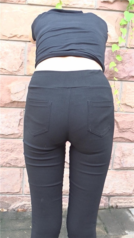 模拍紧身黑裤美女（二）[3.73G/MP4]