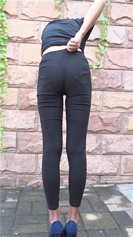 模拍紧身黑裤美女（二）[3.73G/MP4]