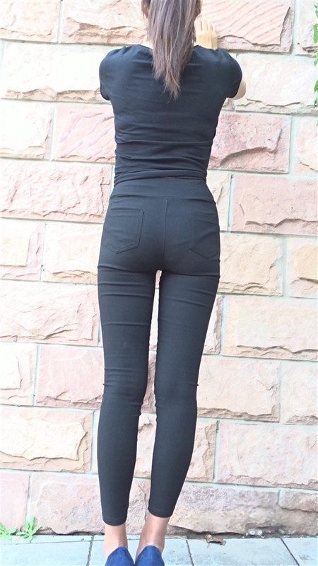 模拍紧身黑裤美女（二）[3.73G/MP4]