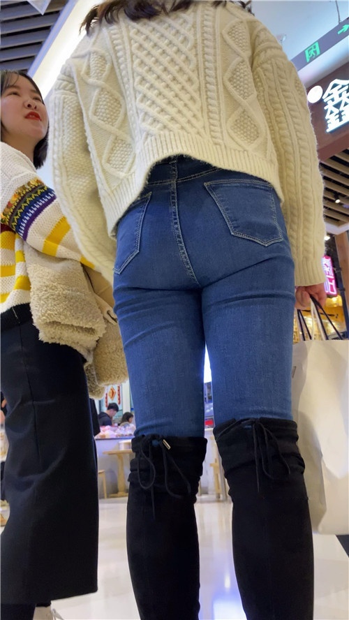 黑靴牛仔美女[2.27G/MP4]