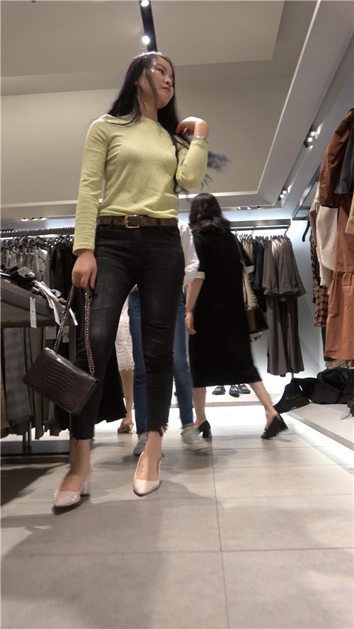 黑牛熟妇[3.19G/MP4]