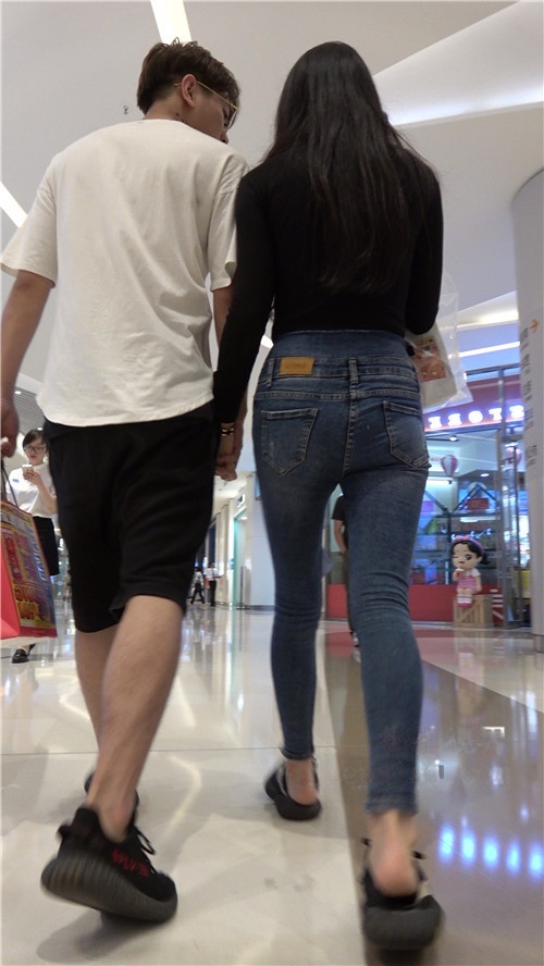 高腰蓝牛小姐姐[1.16G/MP4]