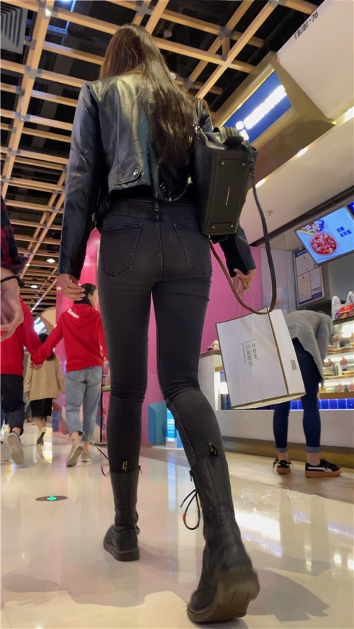 牛仔紧身裤长腿MM[2.08G/MP4]