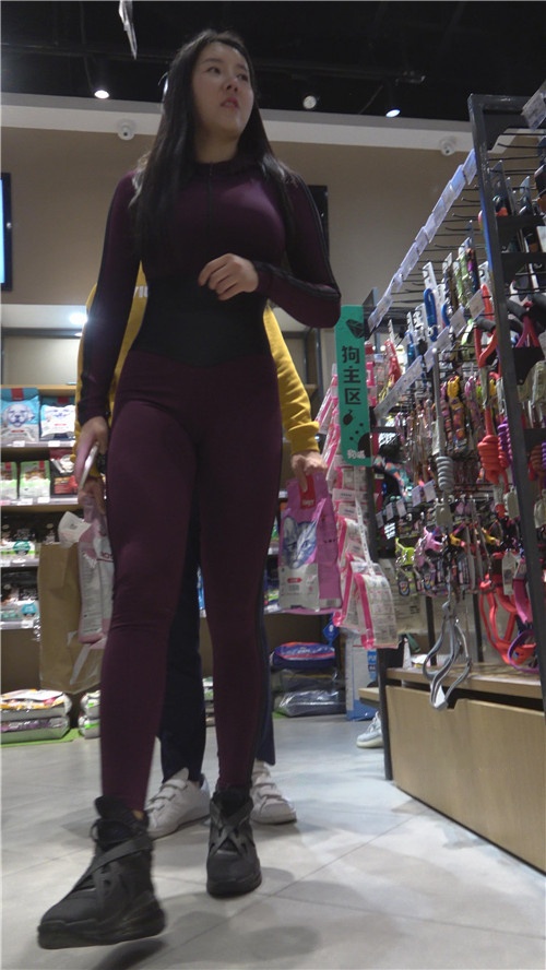 极品紧身衣漂亮美女[7.26G/MP4]