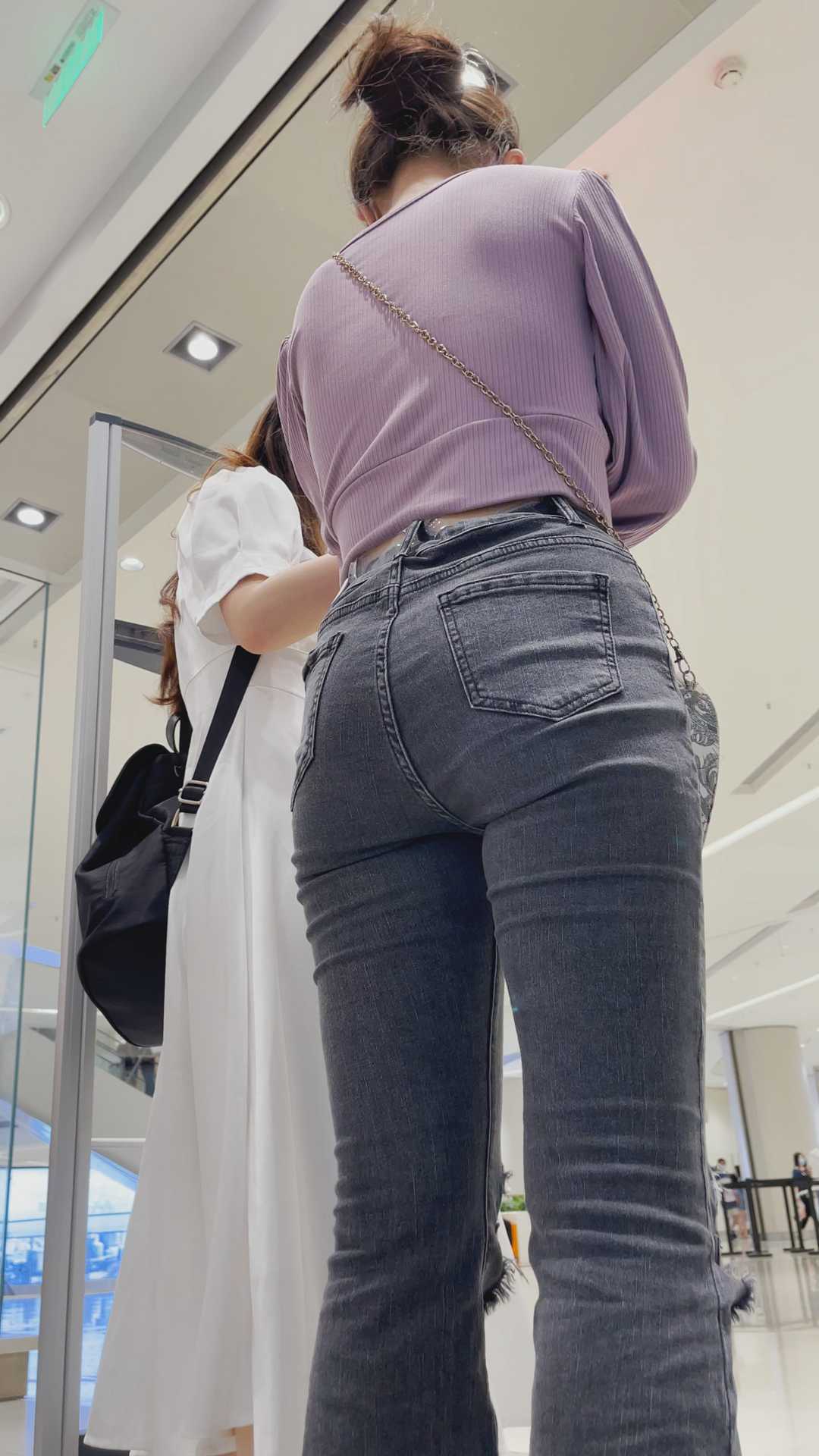 超翘臀高中学妹手感超好