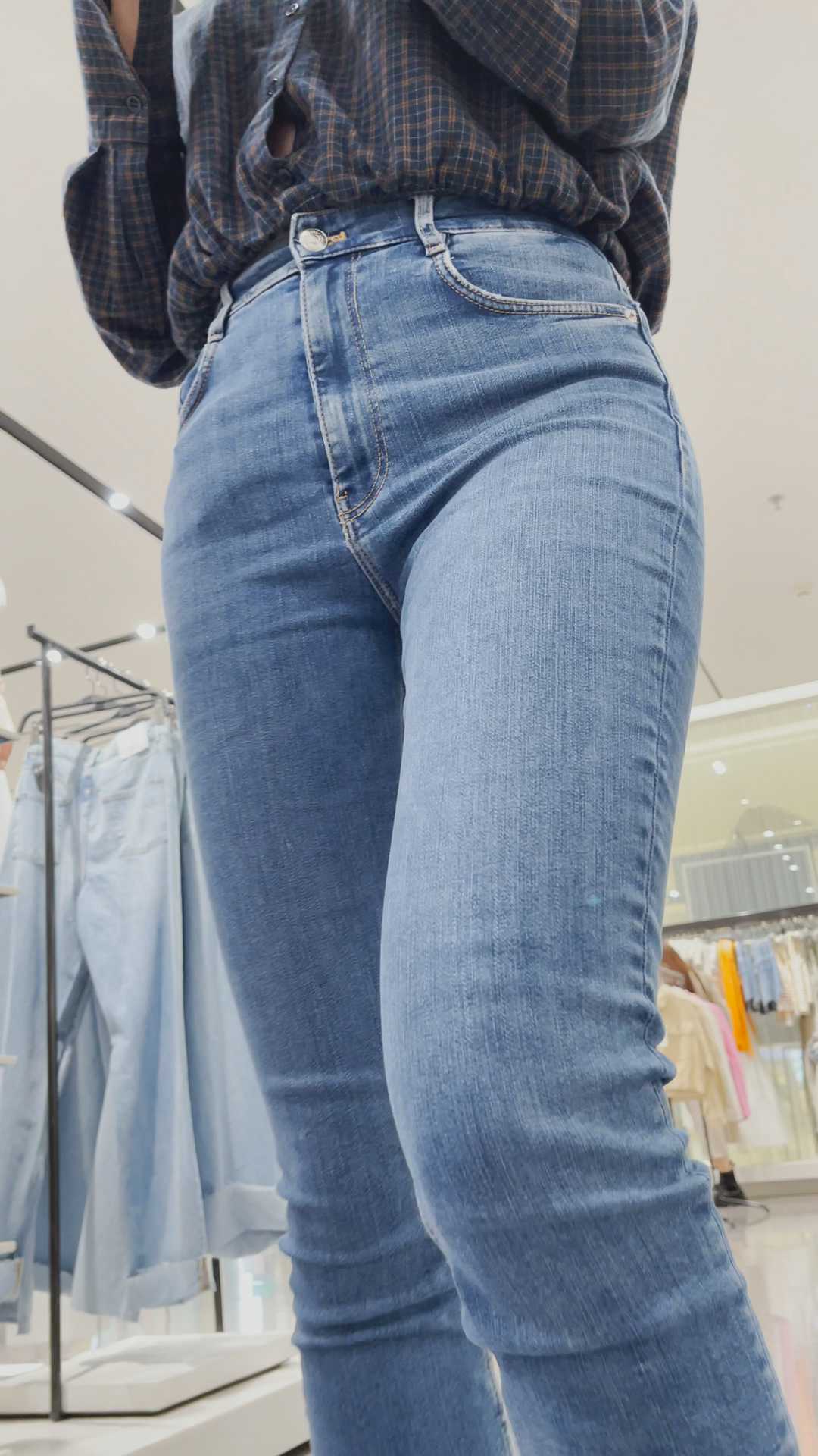 性感蓝牛苹果臀金三角小姐姐第一季