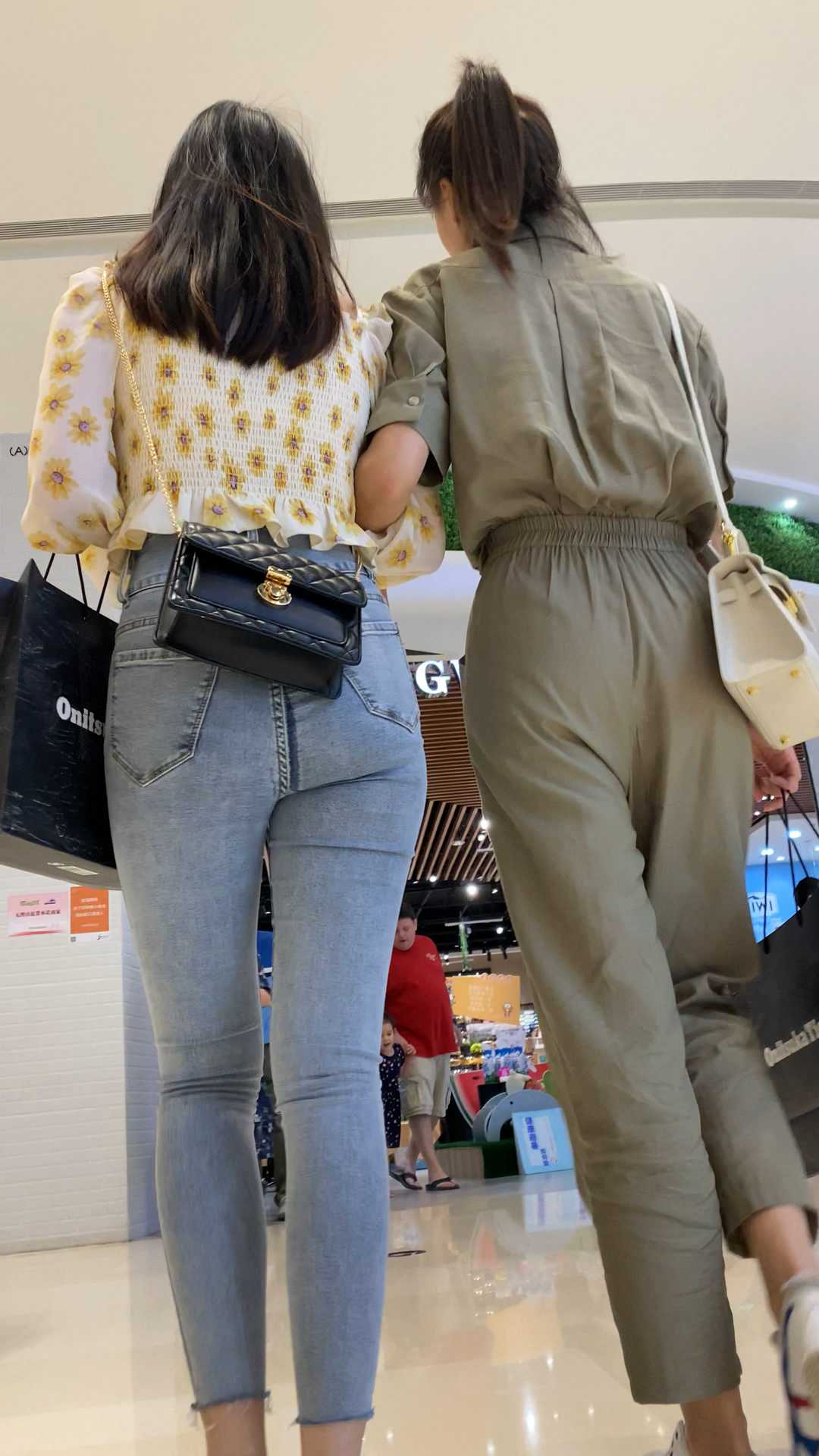 牛仔裤身材比例超赞该有的都有了