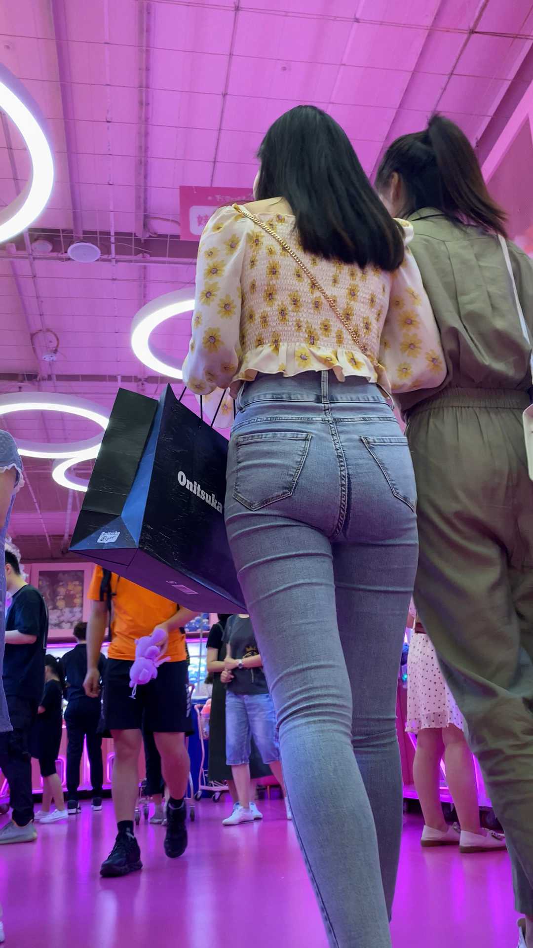 牛仔裤身材比例超赞该有的都有了