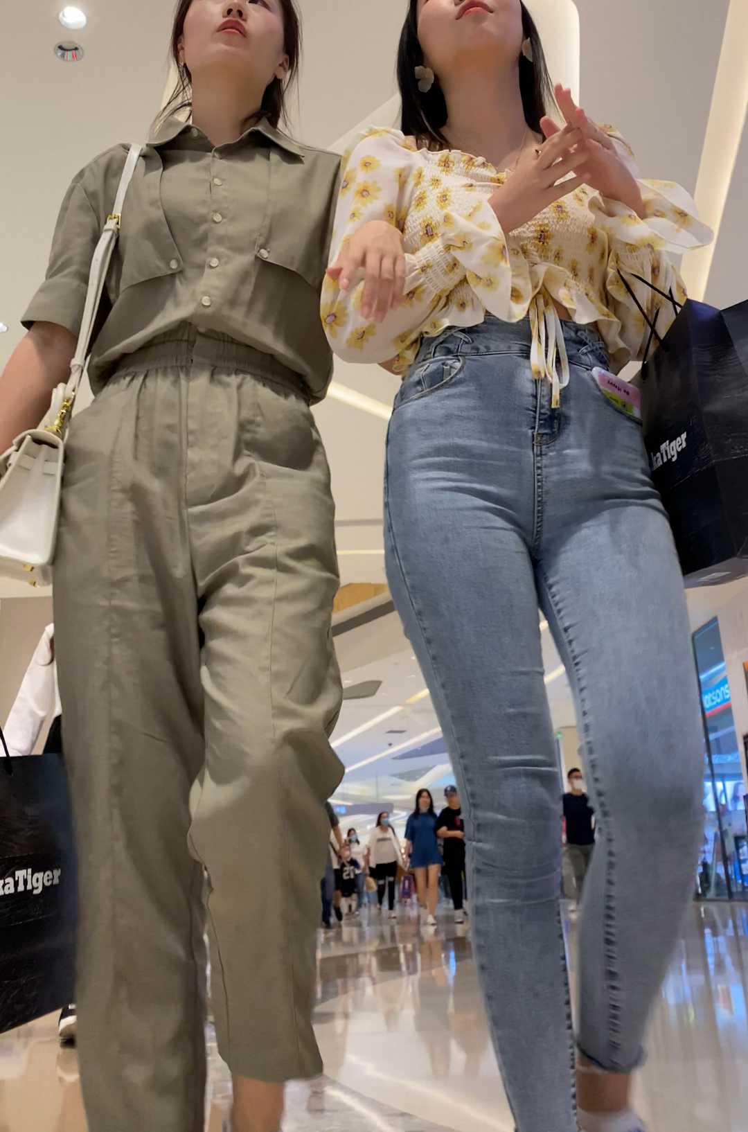 牛仔裤身材比例超赞该有的都有了