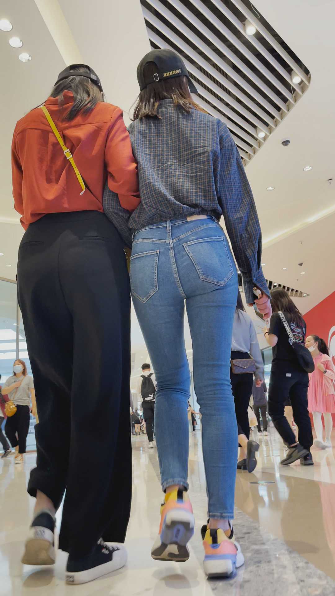 性感蓝牛苹果臀金三角小姐姐第二季