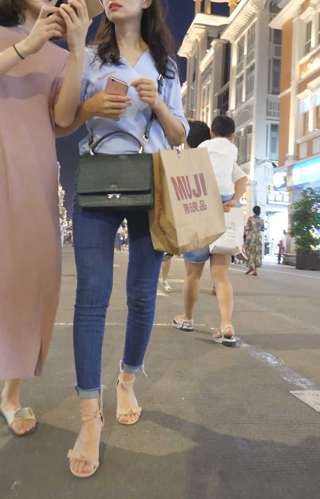 紧身蓝牛宽臀深沟战斗力强