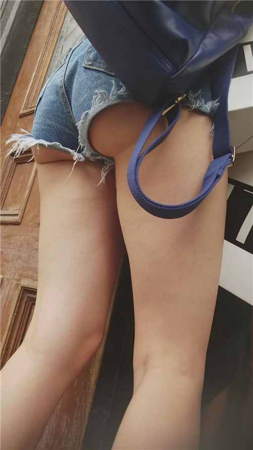 国外的作品也不错[790M/MP4]