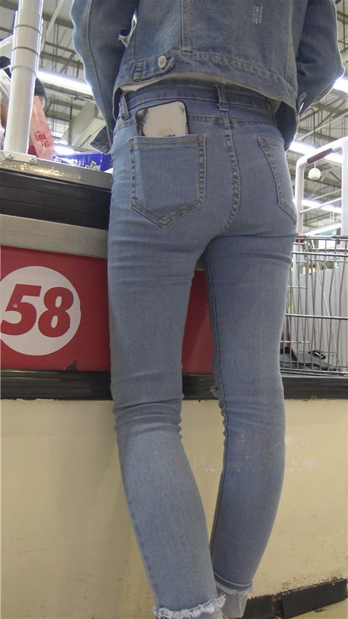 牛仔装小妹[4.03G/MP4]