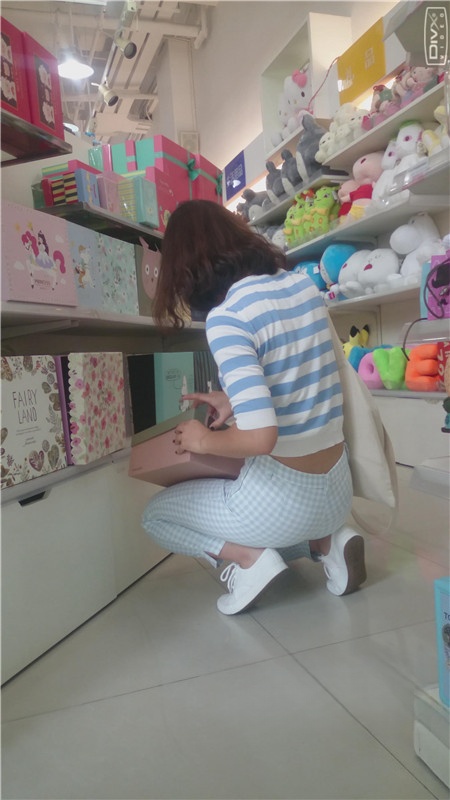 极品紧身大苹果美女[3.26G/MP4]