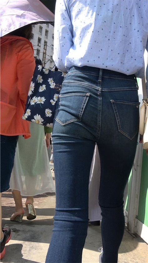 怕晒黑的牛仔女孩[2.85G/MP4]