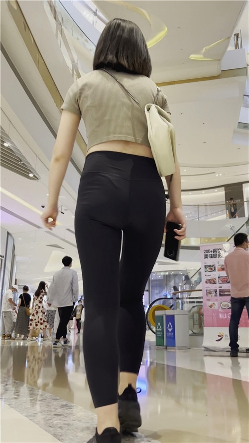 黑色紧身裤短发美女[5.14G/MP4]