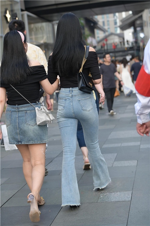 漂亮的紧牛小姐姐(148P)[3.26G/JPG]