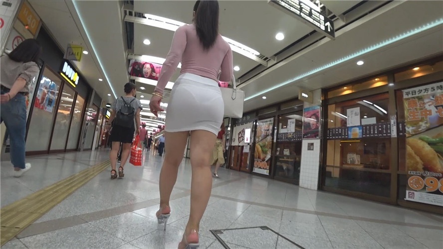 白色包臀裙美女[1.43G/MP4]