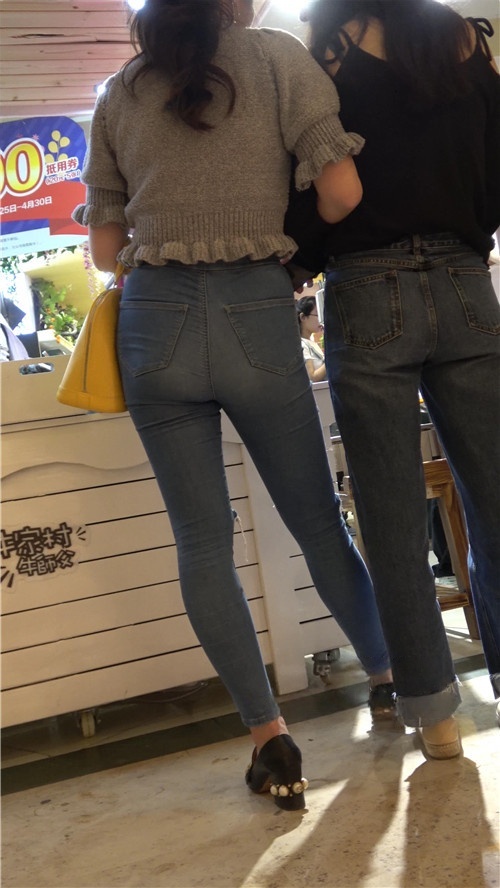 牛仔超紧裤美女[911M/MP4]