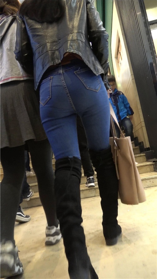 几组牛仔紧身裤MM[912M/MP4]