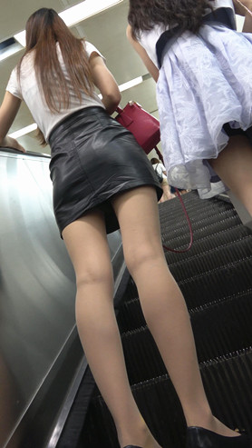 黑色皮裙小姐姐[1.26G/MP4]