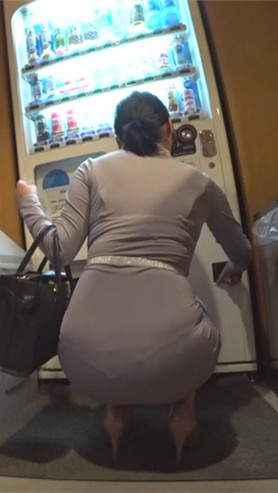 灰色包屯连体裙OL[1.35G/MP4]