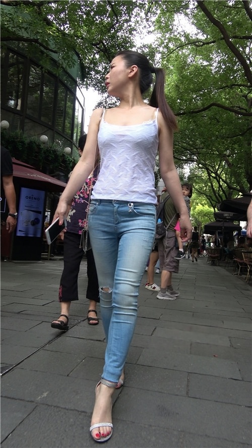 蓝色牛仔裤MM[2.12G/MP4]