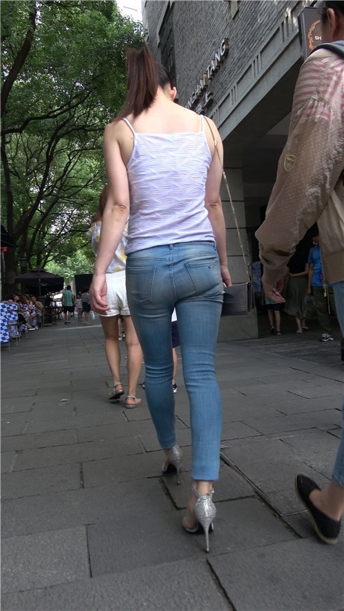 蓝色牛仔裤MM[2.12G/MP4]