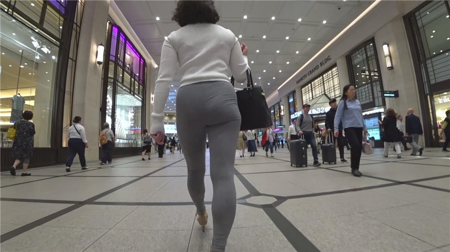 灰色紧身裤高跟OL[1.32G/MP4]