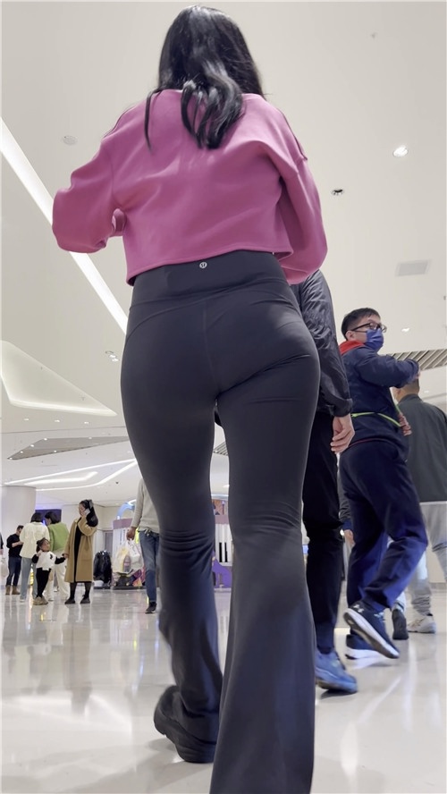 紧身蜜桃[3.42G/MP4]