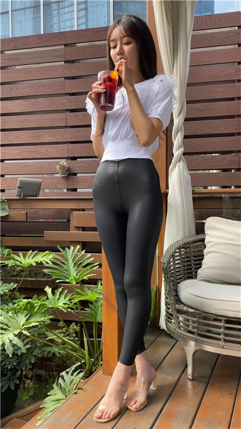 （视频+套图）只是朋友吗？ [9.27G/MP4]