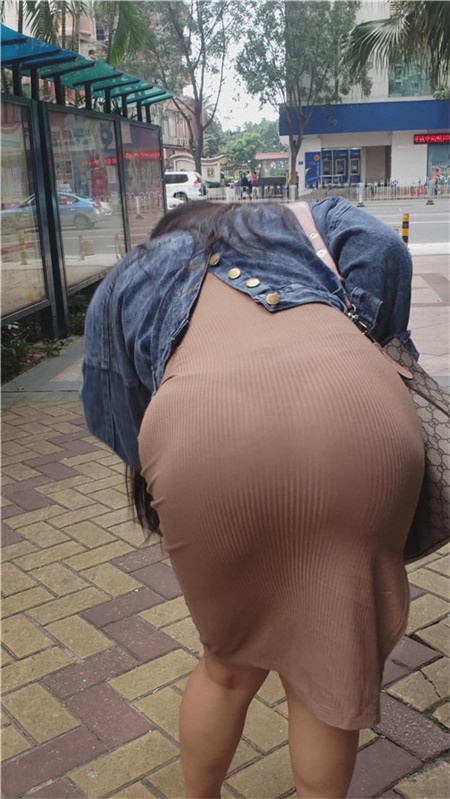 （视频+套图）包臀裙美女[15.24G/MP4]