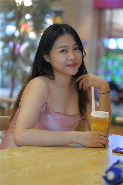 （视频+套图）搭讪粉红裙少妇 [8.23G/MP4]