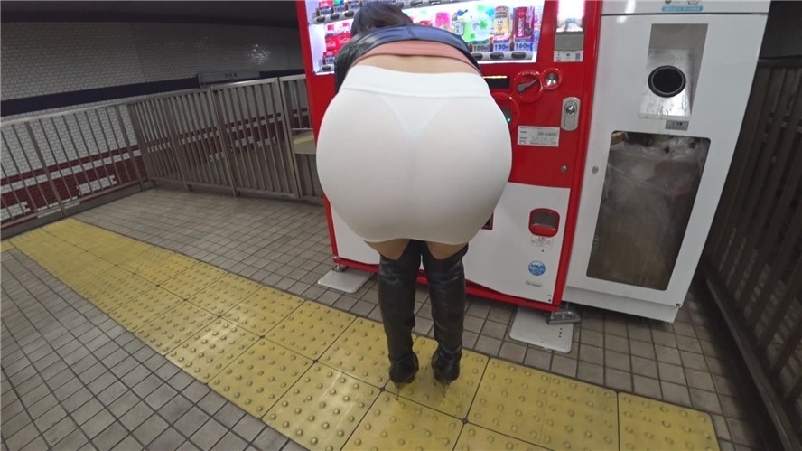 性感的白裙美眉[1.07G/MP4]