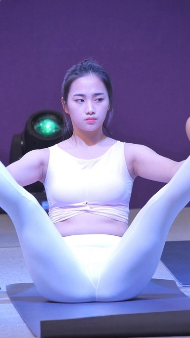 017韩国体育用品展上的紧身裤健美裤表演[17部合集]【8GB】