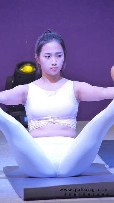 017韩国体育用品展上的紧身裤健美裤表演[17部合集]【8GB】