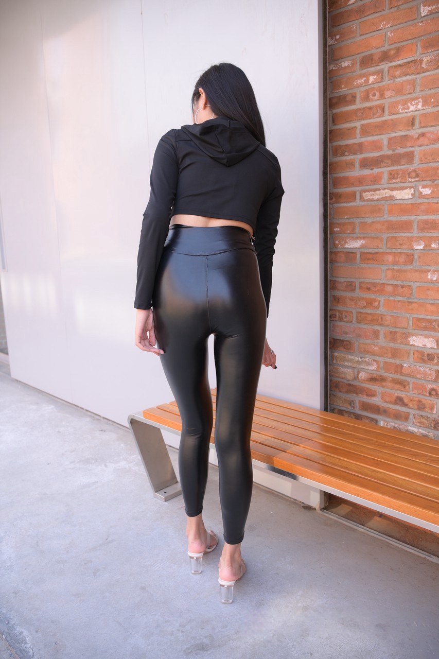 魔镜-皮裤-倒戈MJ3246