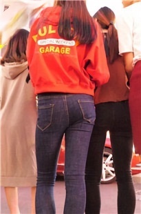 超紧蓝色紧牛美眉[328M/MP4]