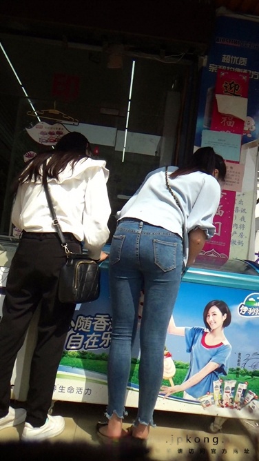 极品牛仔裤少女身材好[200M/MTS]