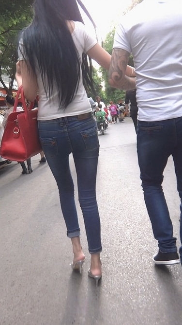 高个长腿极品蓝牛，身材真是超赞[1.47G/MTS]